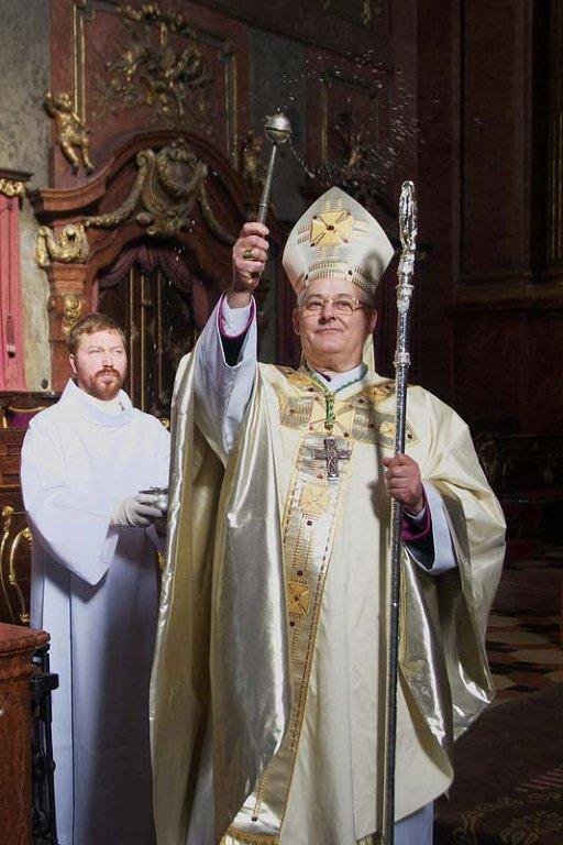 Spányi Antal megyés püspök